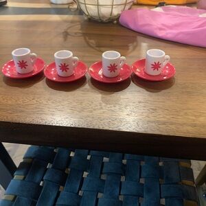 American Girl Doll Cup and Saucer Set (Retired, set of 4/Four)